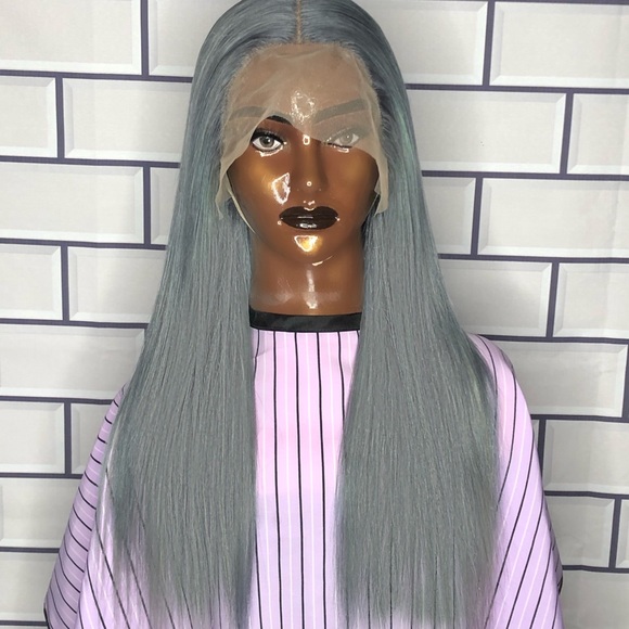 T Part 20inch Lace Front Wig Human Hair ( Glistening Grey) - Picture 2 of 4